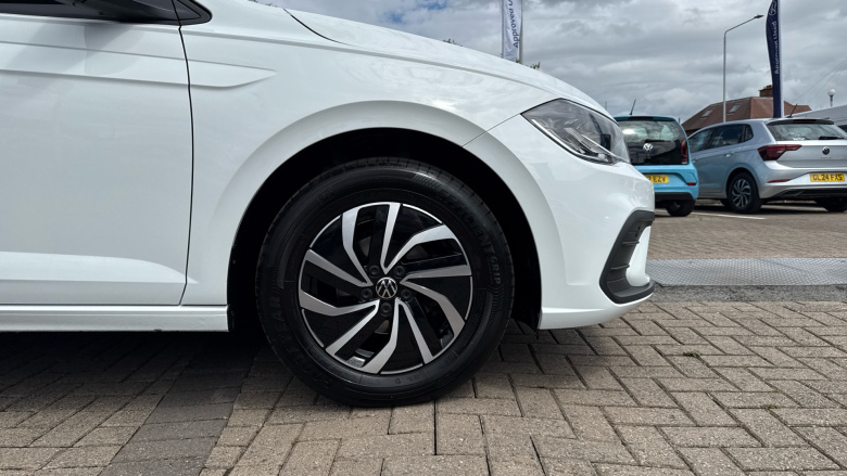 Volkswagen Polo 1.0 TSI Life 5dr Petrol Hatchback